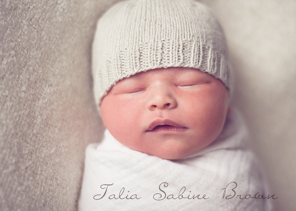 images of babies born at 35 weeks. Born at 9:35 am 11.01.10